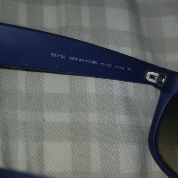 Ray ban wayfarer matte blue 100 authentic - Picture 3 of 3